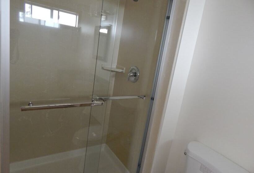 Отель Bay Bridge Inn Oakland