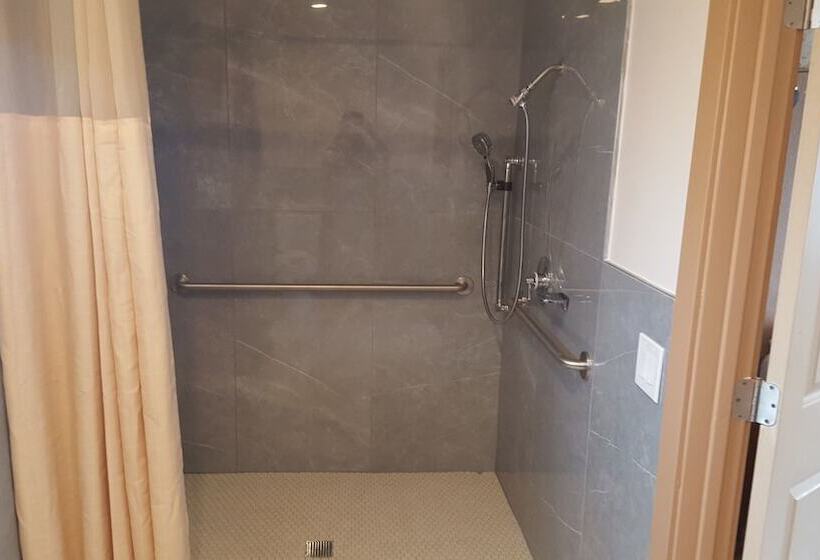 Отель Bay Bridge Inn Oakland