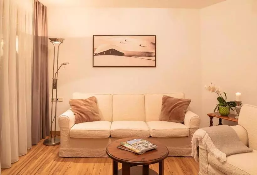 هتل Das Landhaus Prägant - Ferienappartements