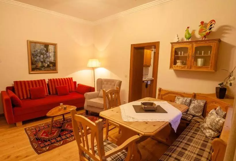 هتل Das Landhaus Prägant - Ferienappartements