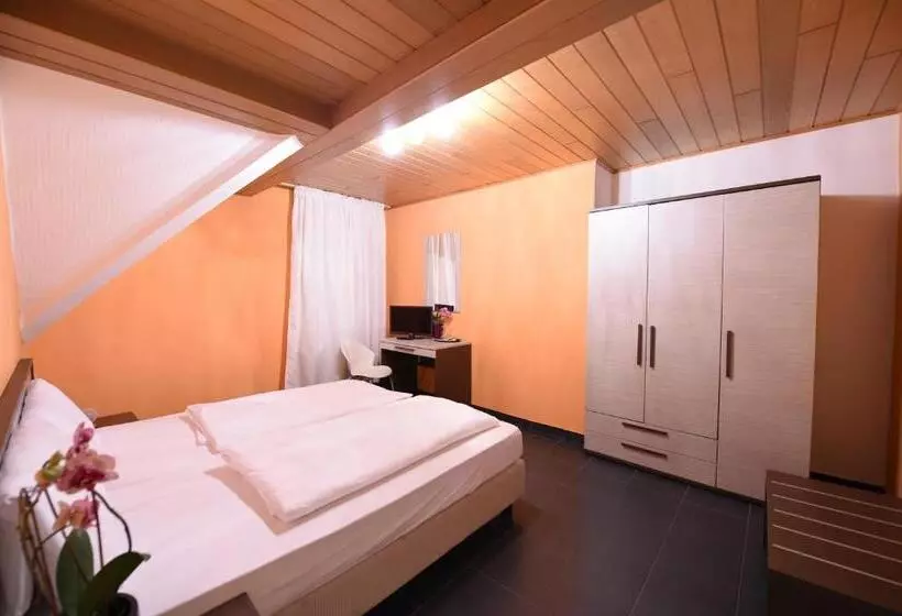 Hotelli Dolce Vita