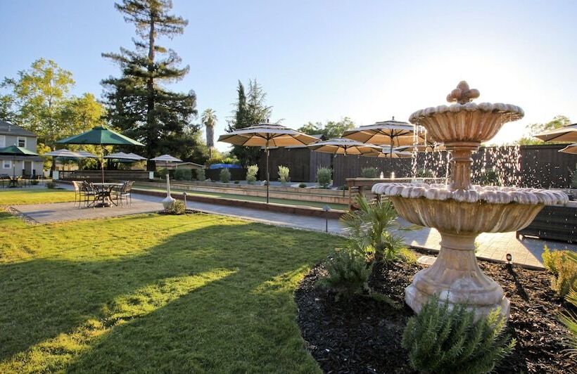 فندق Golden Haven Hot Springs