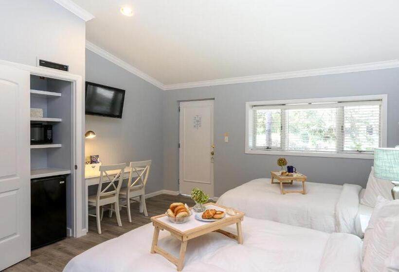 בית מלון כפרי Hamlet Inn