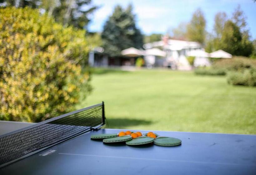 בית מלון כפרי Hamlet Inn