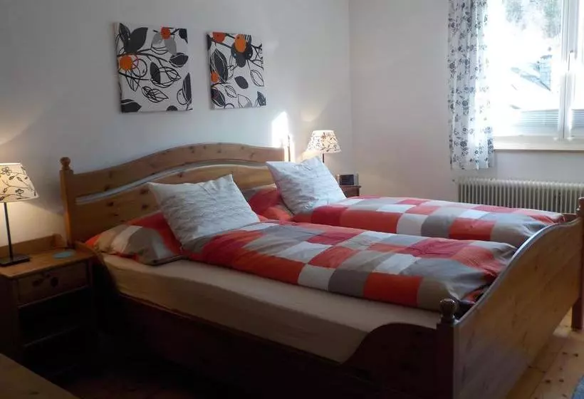 هتل Haus Anastasia