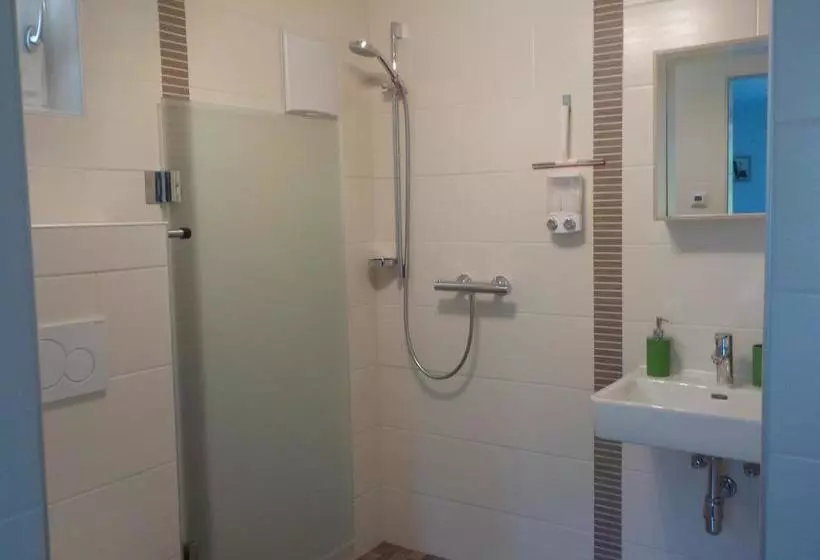هتل Haus Anastasia