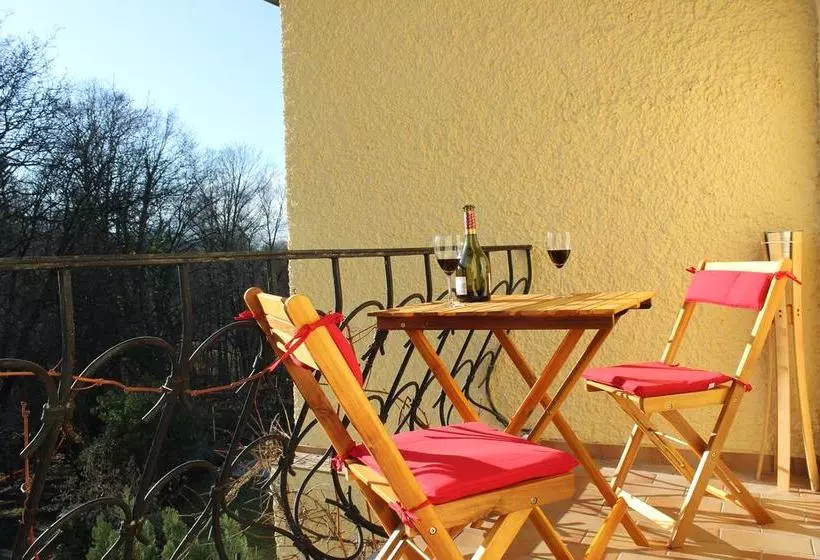هتل Haus Anastasia
