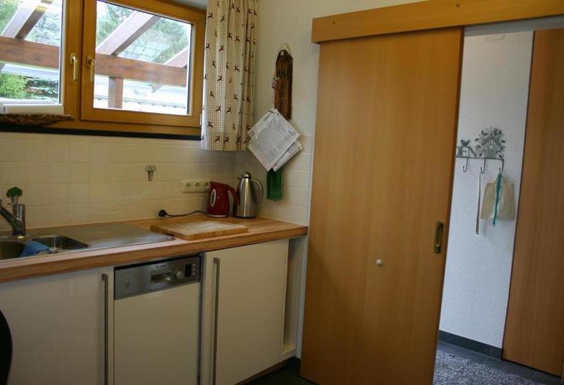 Отель Haus Bernhard