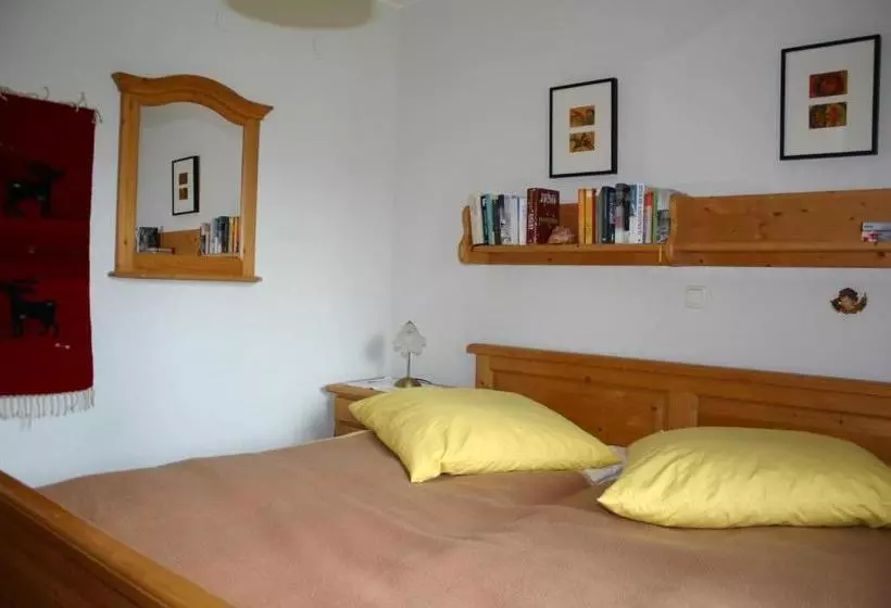 هتل Haus Bernhard
