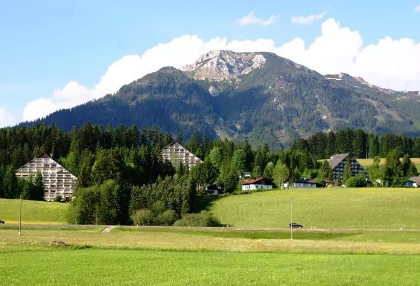 هتل Haus Bernhard