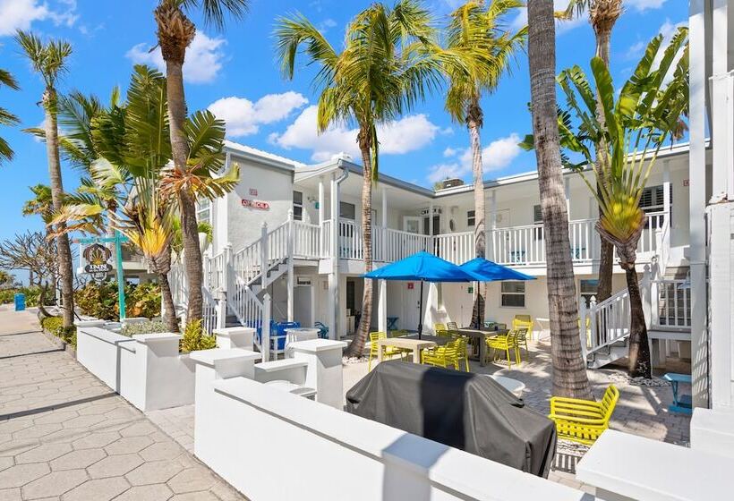 Отель Inn On The Beach