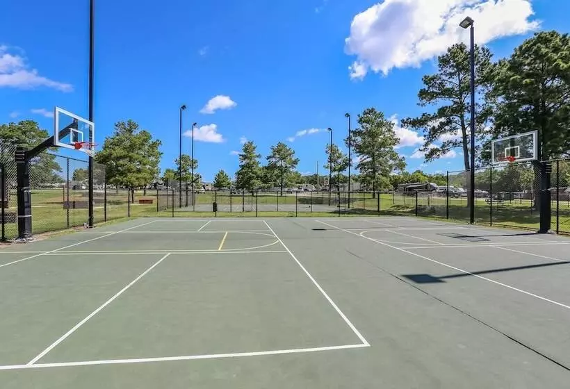 Hotelli Lake Conroe Rv & Camping Resort