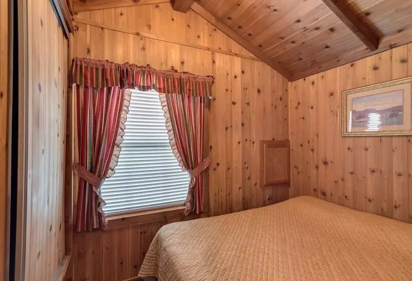 Hotelli Lake Conroe Rv & Camping Resort