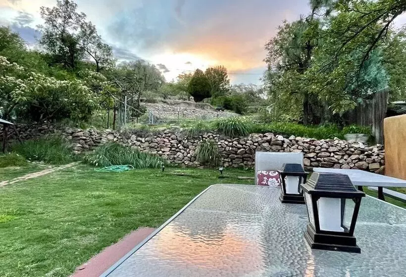 Hotelli Mile High Ranch