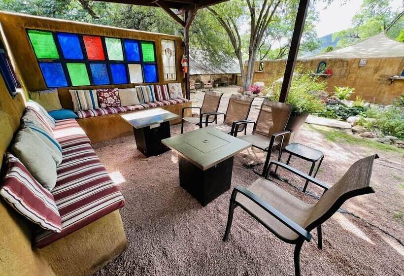 호텔 Mile High Ranch