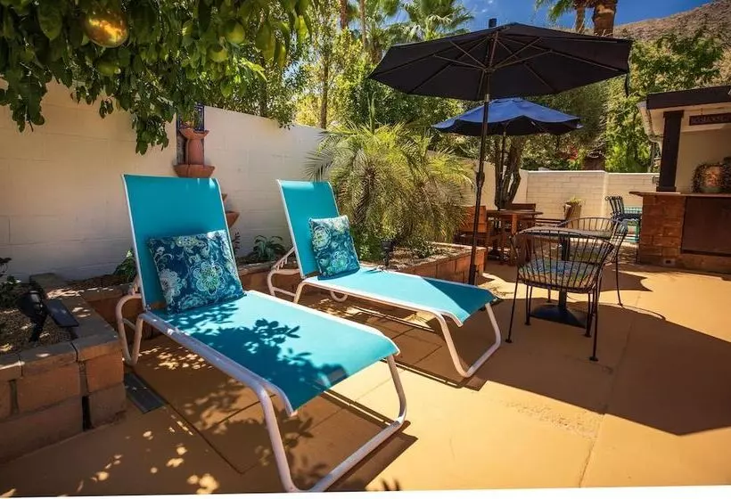 Hotelli Old Ranch Inn Adults Only 21 & Up
