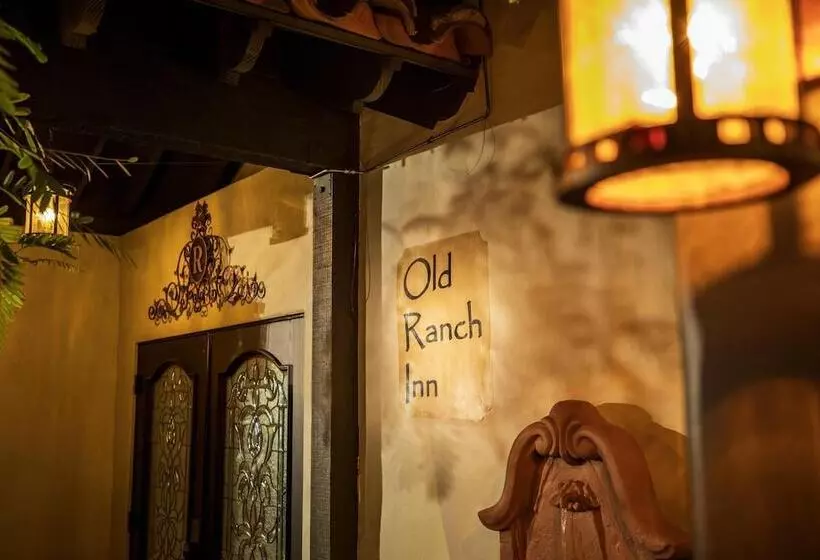 Hotelli Old Ranch Inn Adults Only 21 & Up