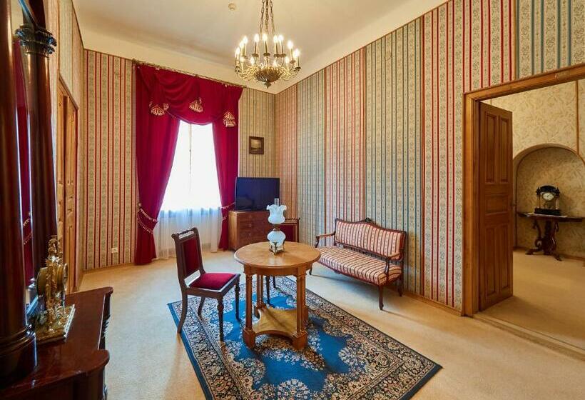 酒店 Palac Sieniawa