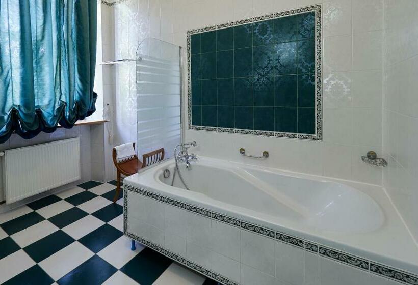 酒店 Palac Sieniawa