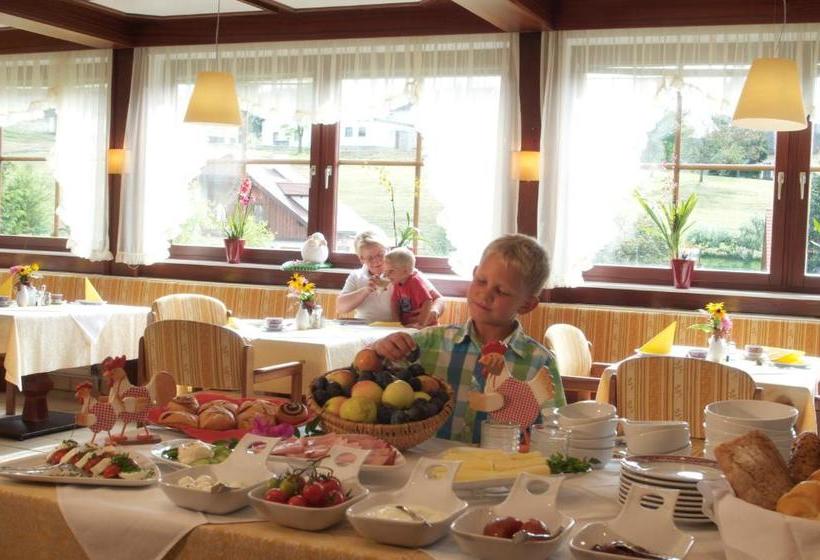 호텔 Genießerpension Dopler - Zur Schönen Au