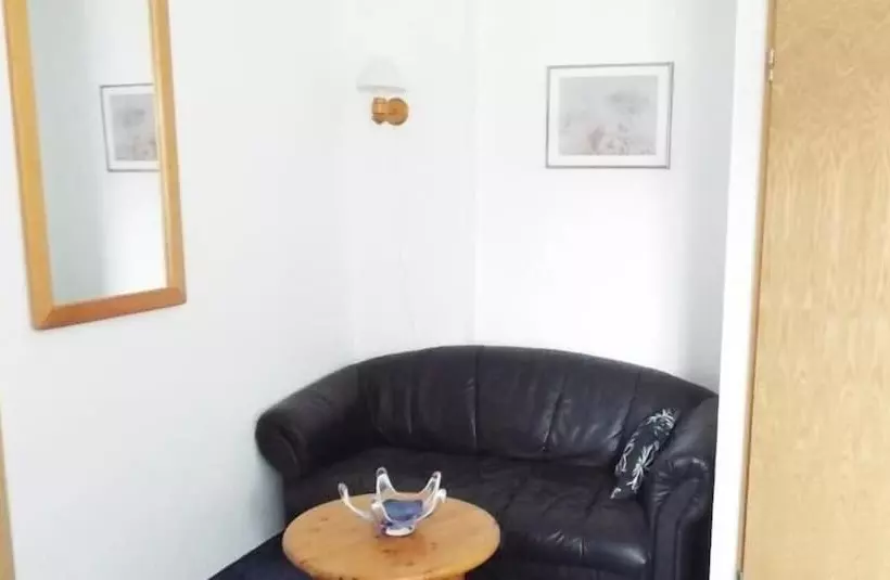ホテル Pension Zur Tanne