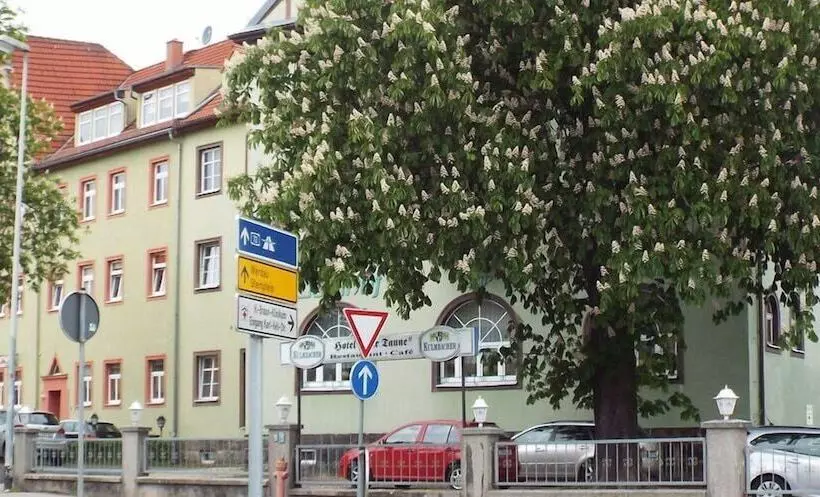 ホテル Pension Zur Tanne