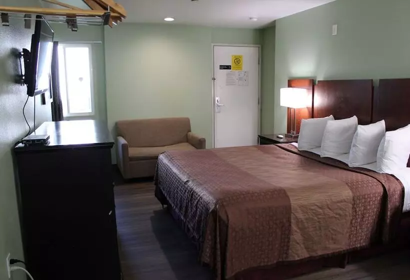 Hotelli Rancho California Inn Temecula