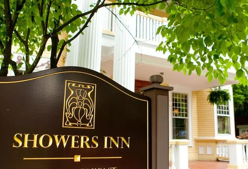 ホテル Showers Inn