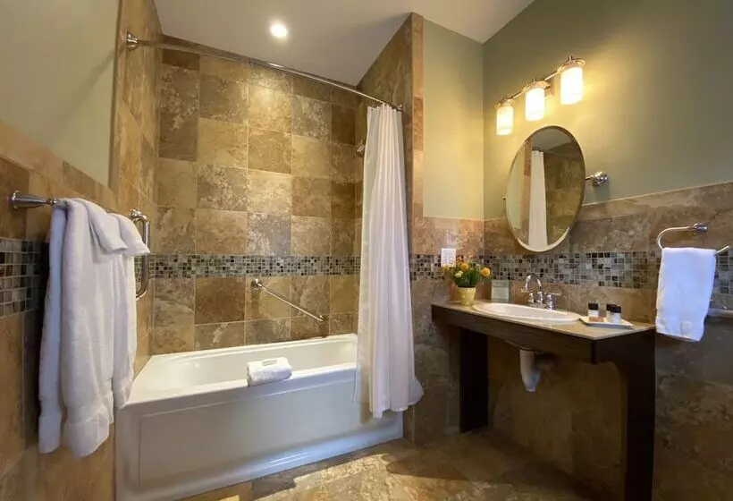 ホテル Showers Inn