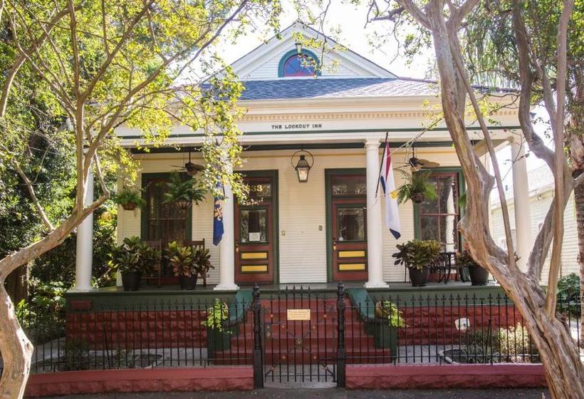 Hotel The Lookout Inn