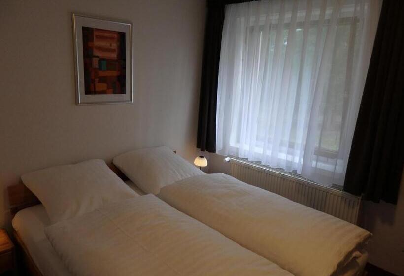 Отель Zur Saale