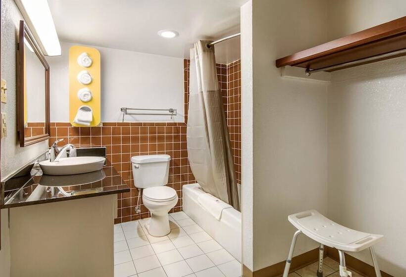 Motel 6 New Stanton, Pa