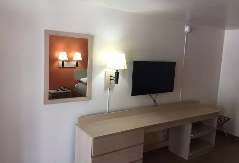 Motel 6 Raleigh, Nc Cary
