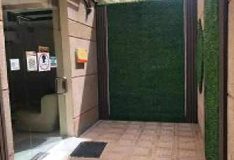 Hotelli العنوان للشقق المخدومة Alanwaan Of The Units Served