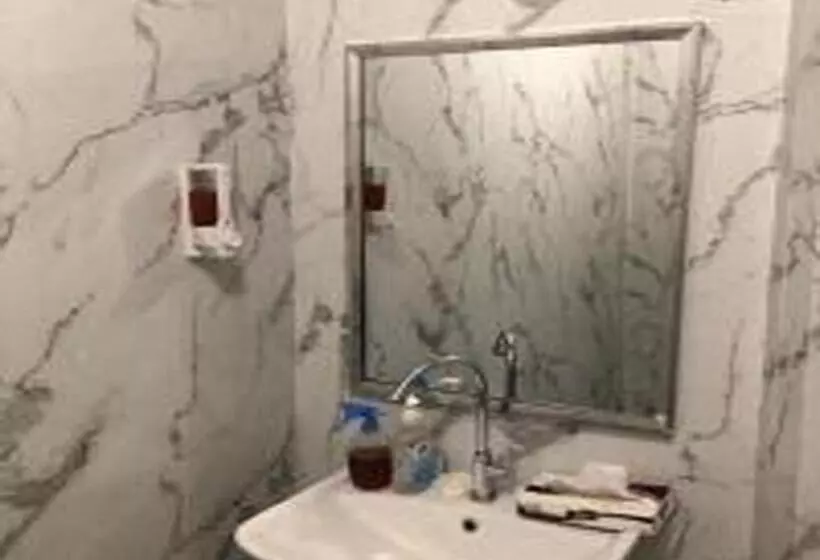 Hotelli العنوان للشقق المخدومة Alanwaan Of The Units Served