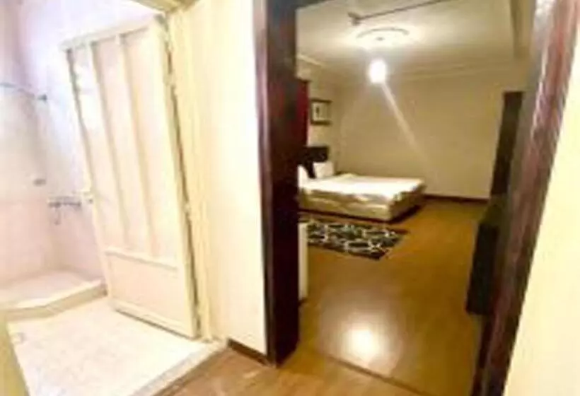 Hotelli العنوان للشقق المخدومة Alanwaan Of The Units Served