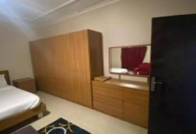 Hotelli العنوان للشقق المخدومة Alanwaan Of The Units Served