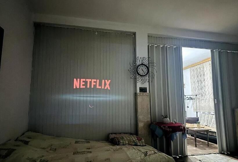 تختخواب و صبحانه Adem S Cozy Terrace Retreat