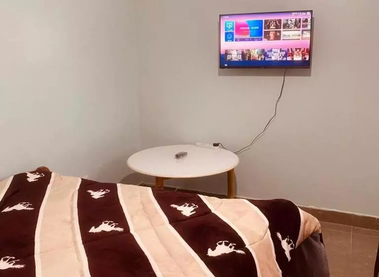 تختخواب و صبحانه Studio Bnb Thika Town