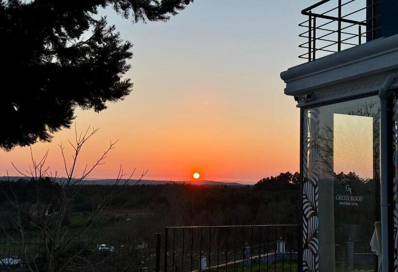 Green Roof Hotel & Spa