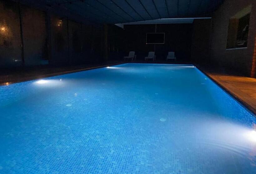 Green Roof Hotel & Spa