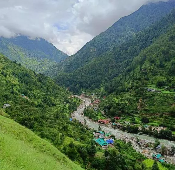 Hotelli All View Cottage Tirthan Valley River Side