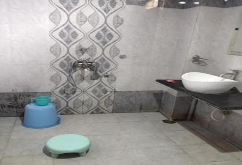 בית מלון כפרי Castle Inn & Restaurant  Mp