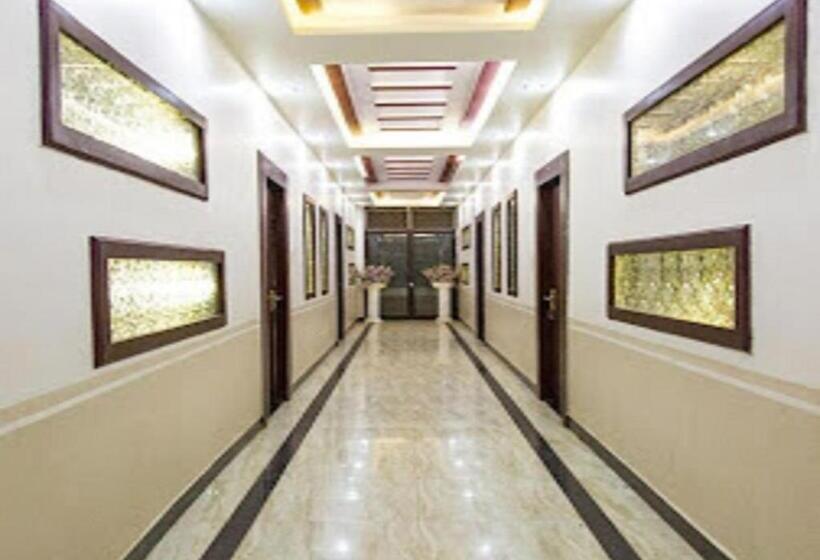 בית מלון כפרי Castle Inn & Restaurant  Mp