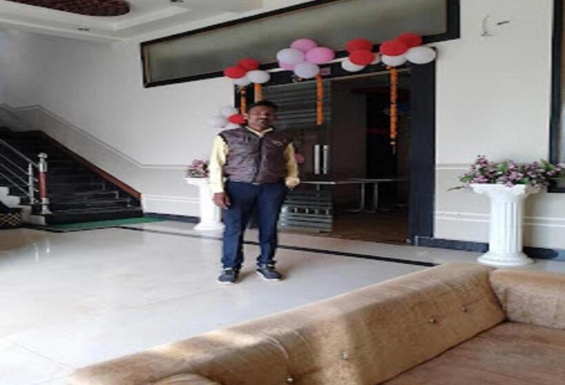 בית מלון כפרי Castle Inn & Restaurant  Mp