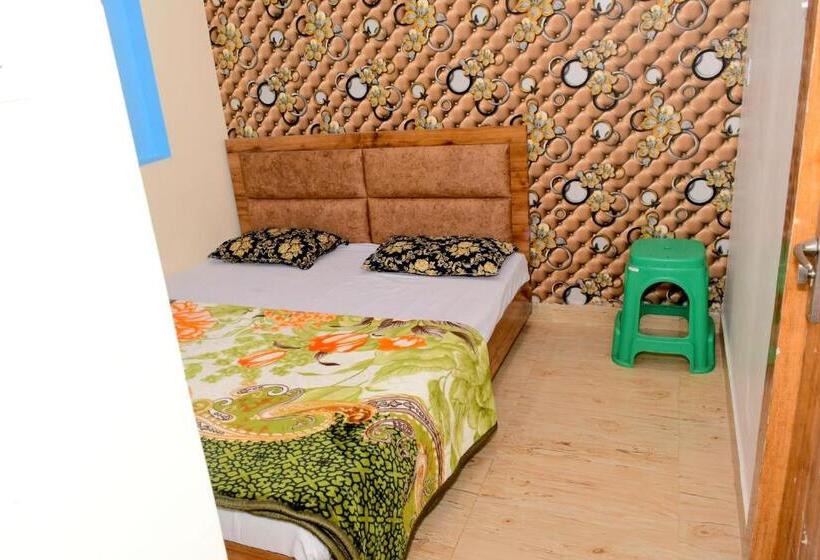 בית מלון כפרי Ganraj Shranam