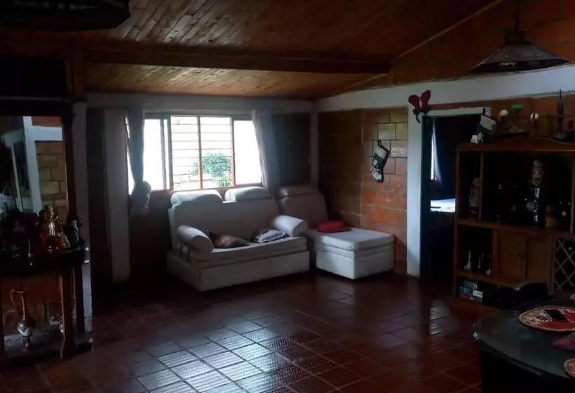 Hotelli Hospedaje La Diana