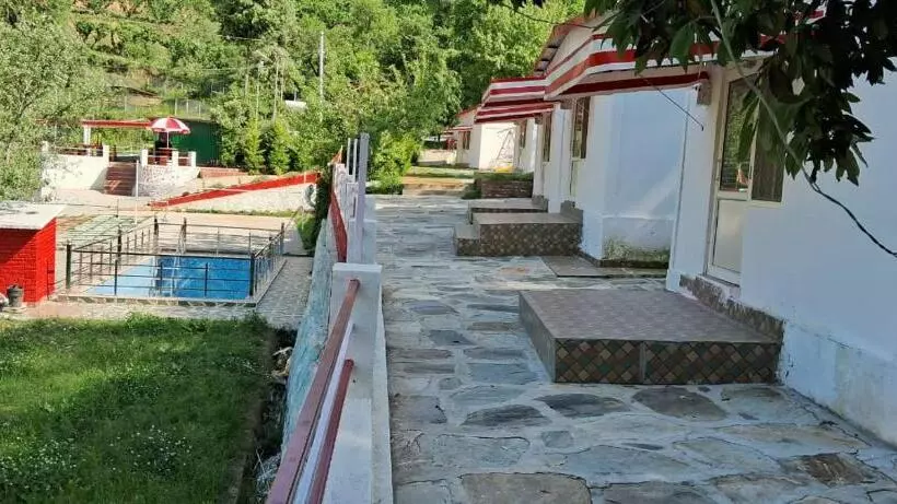 ホテル Mahadev Relax Zone