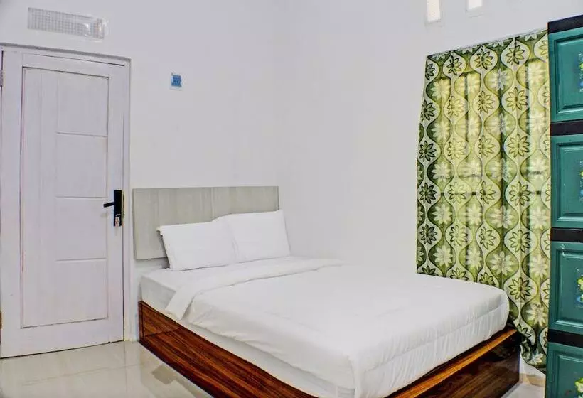 هتل Oyo Life 93138 Anugrah Kost Syariah