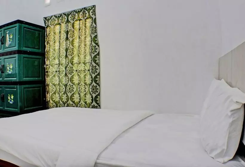 هتل Oyo Life 93138 Anugrah Kost Syariah